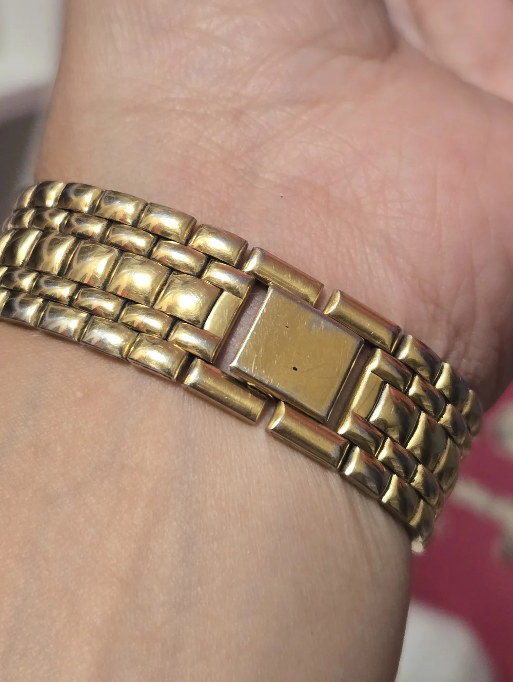 GUC Vintage Givenchy Gold Tone Black Dial Ladies Watch